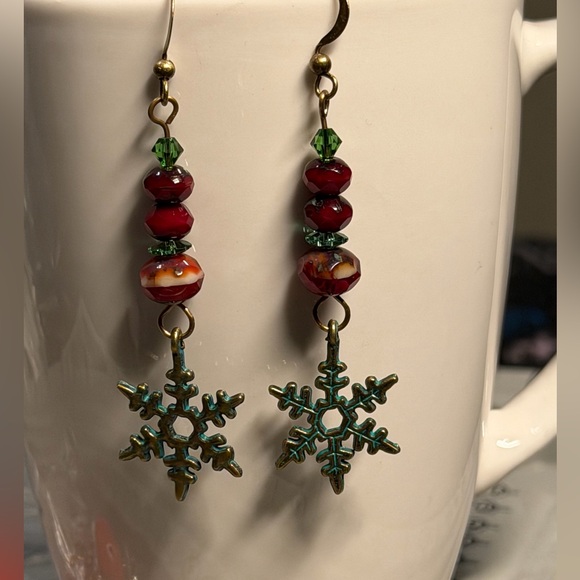 Handcrafted Red & Green Snowflake Earrings - Picture 9 of 10